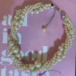 Multi layered imitation pearl necklace